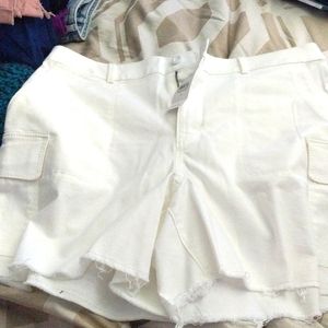 NEW Loft shorts white